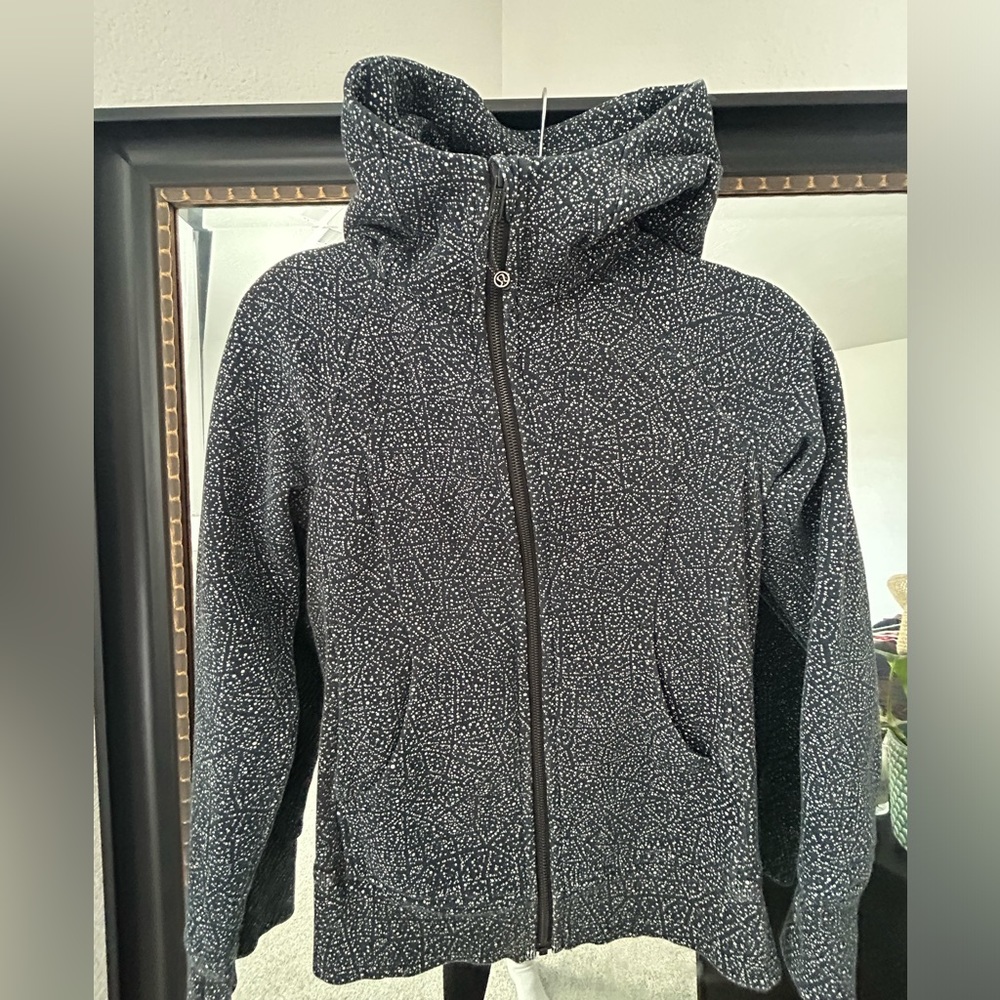 COPY - Lululemon scuba jacket size 4